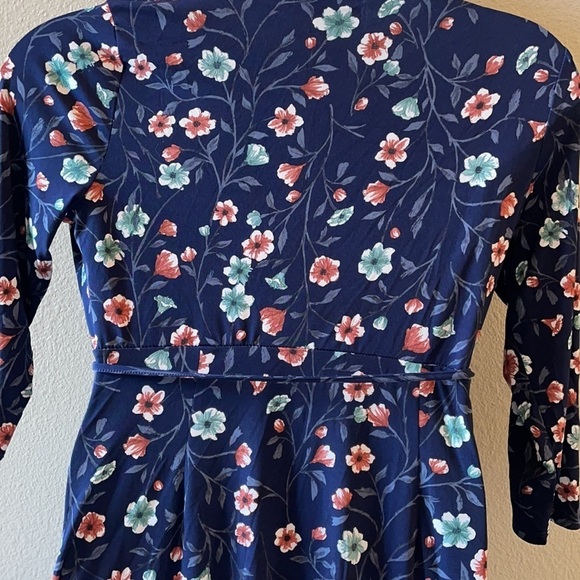 Motherhood Navy Floral Maternity Dress size Medium - Picture 5 of 12